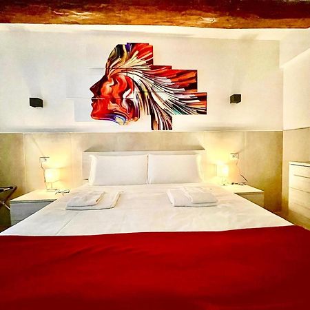 50 Tourist House Bologna - Pratello - Self Check-In Apartment Luaran gambar