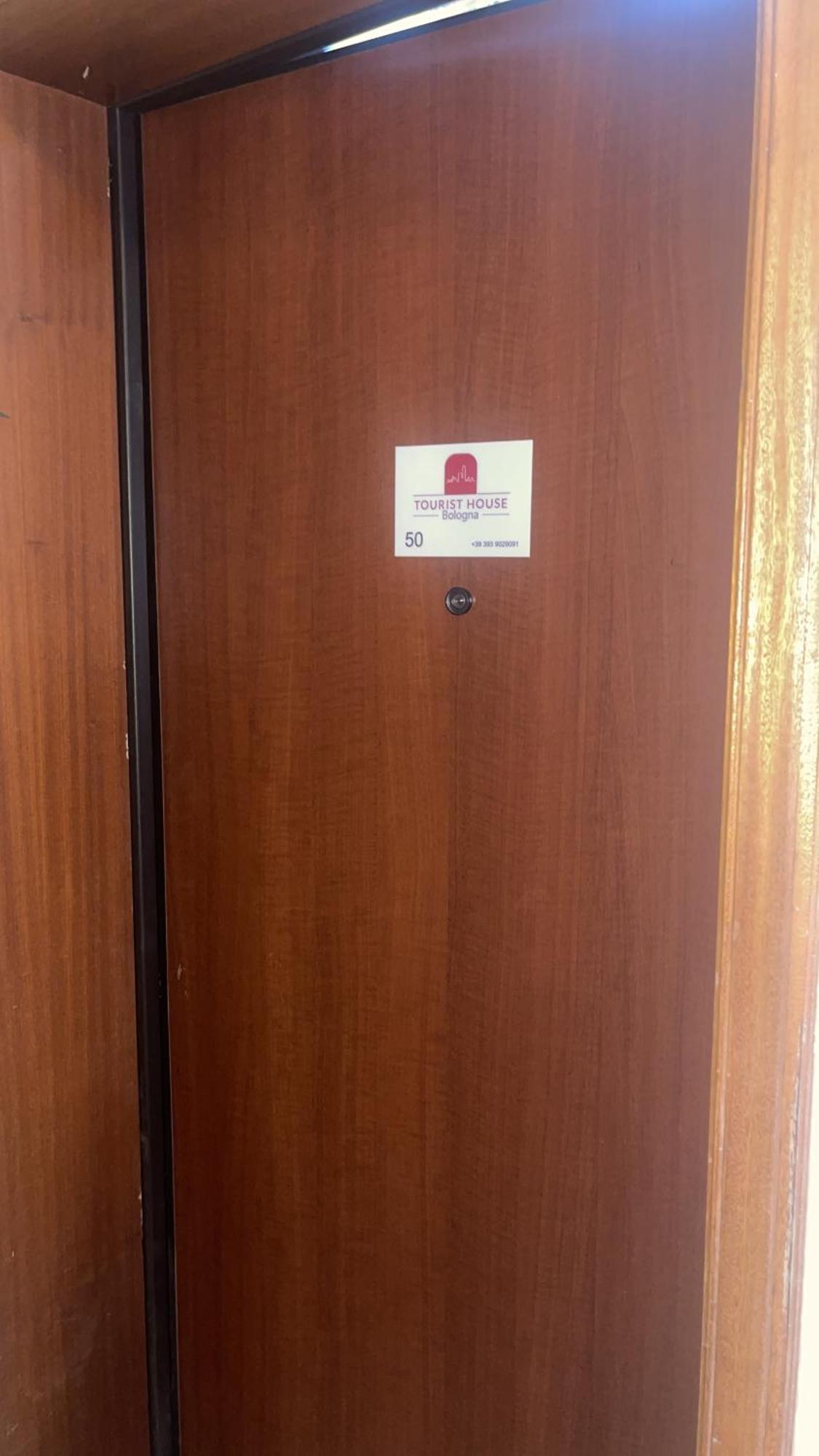 50 Tourist House Bologna - Pratello - Self Check-In Apartment Luaran gambar
