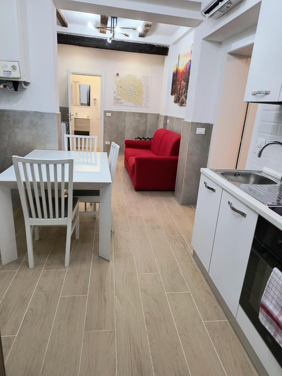 50 Tourist House Bologna - Pratello - Self Check-In Apartment Luaran gambar