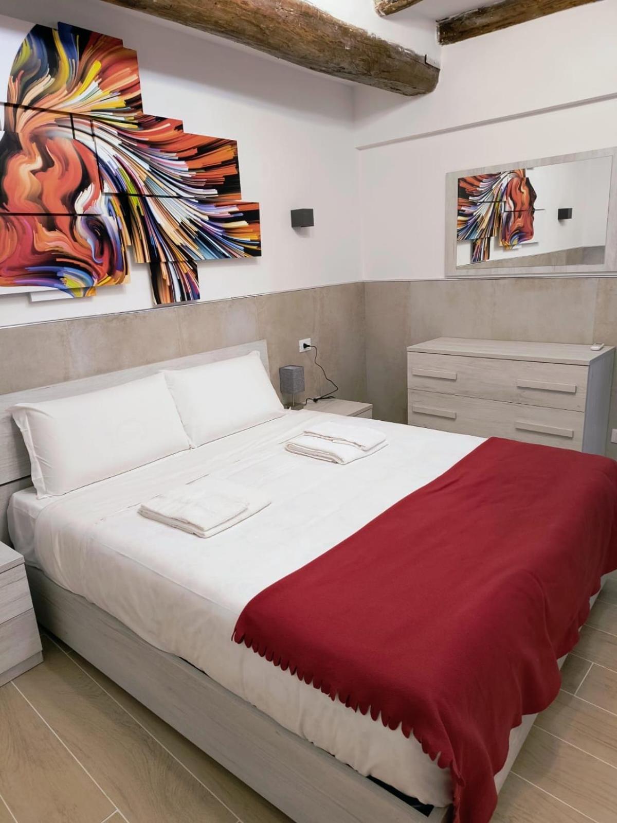 50 Tourist House Bologna - Pratello - Self Check-In Apartment Luaran gambar