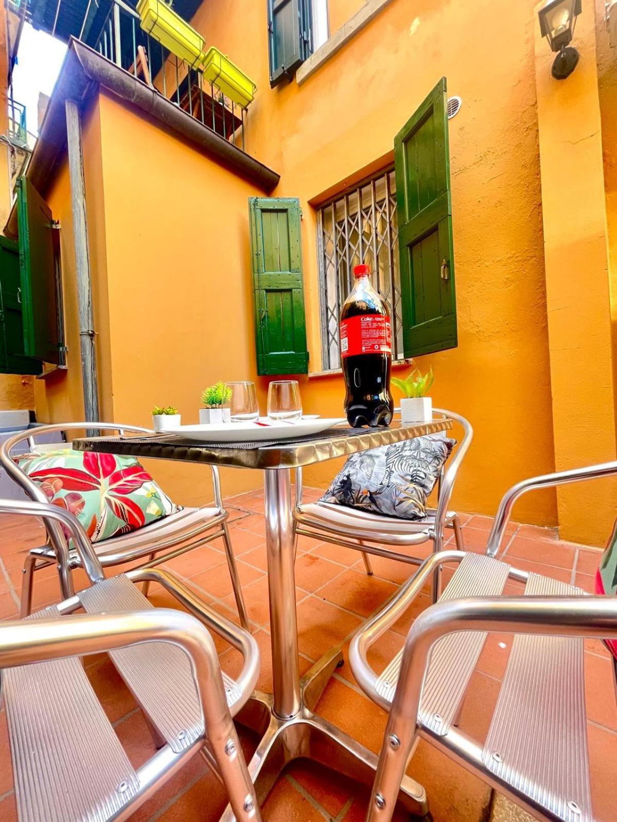 50 Tourist House Bologna - Pratello - Self Check-In Apartment Luaran gambar