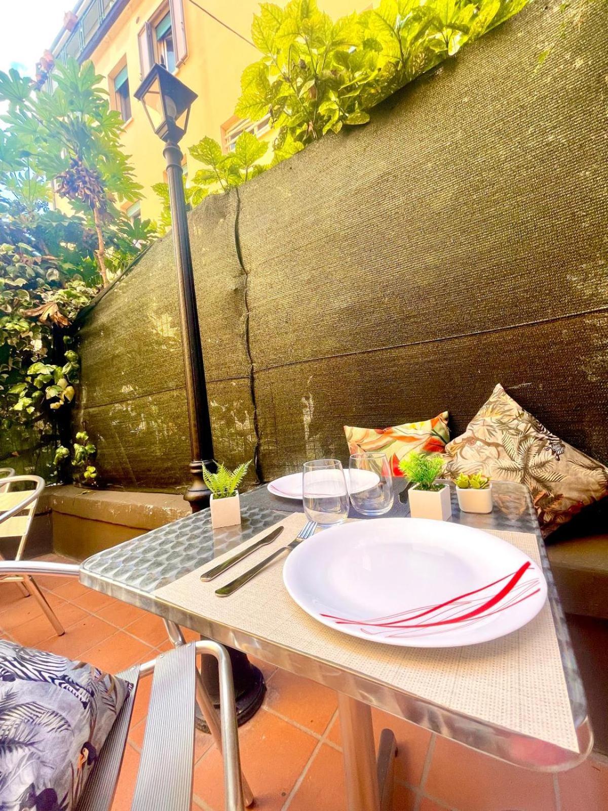 50 Tourist House Bologna - Pratello - Self Check-In Apartment Luaran gambar